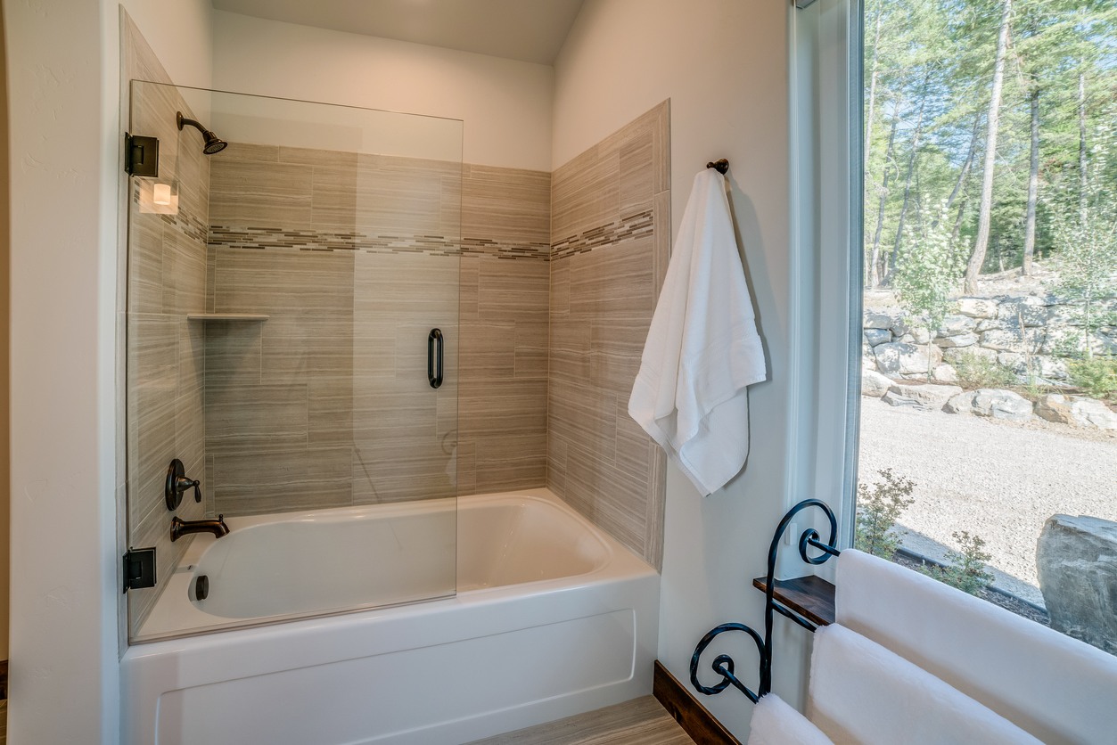 Shower & Tub Installation in Sonoma
